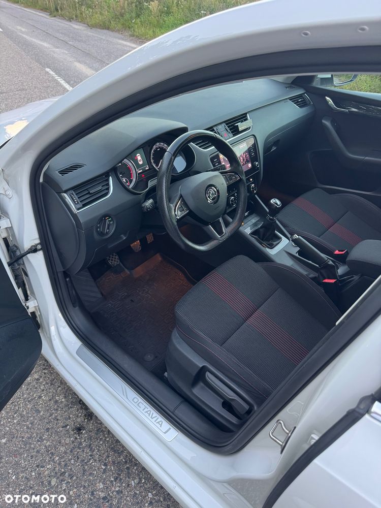 Skoda Octavia 1.5 TSI ACT Style - 19