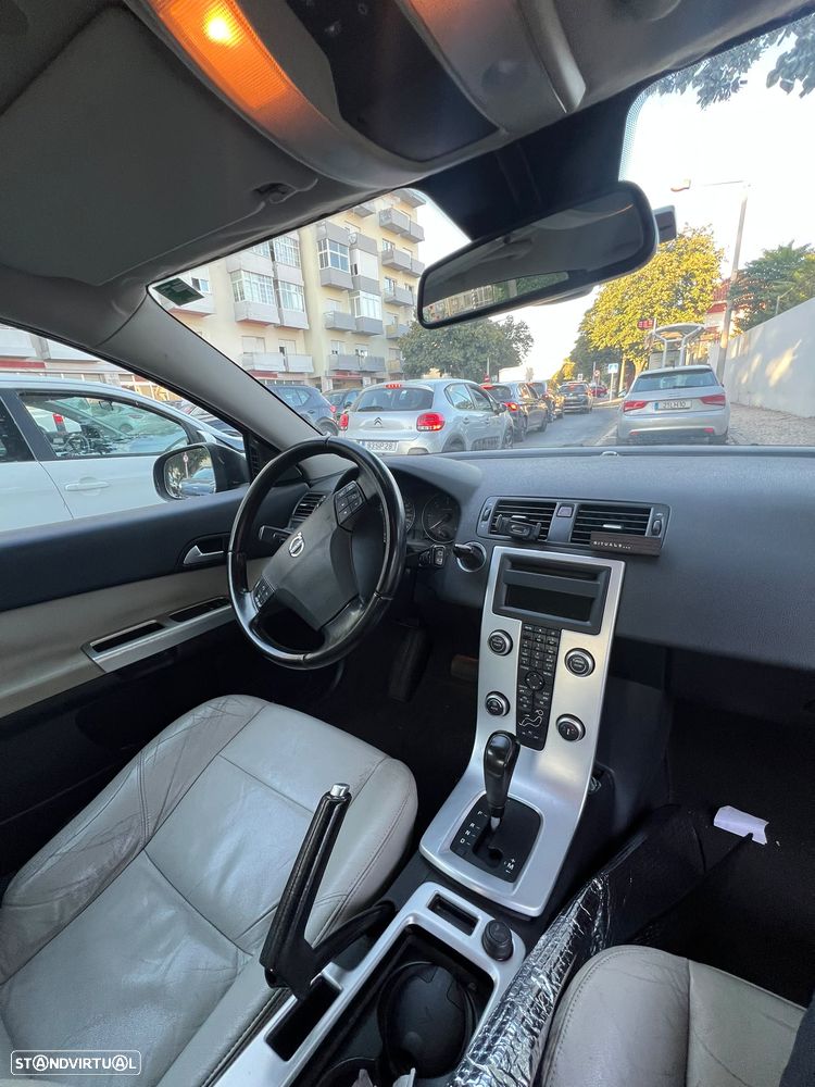 Volvo C30 2.0 D Summum Powershift - 6