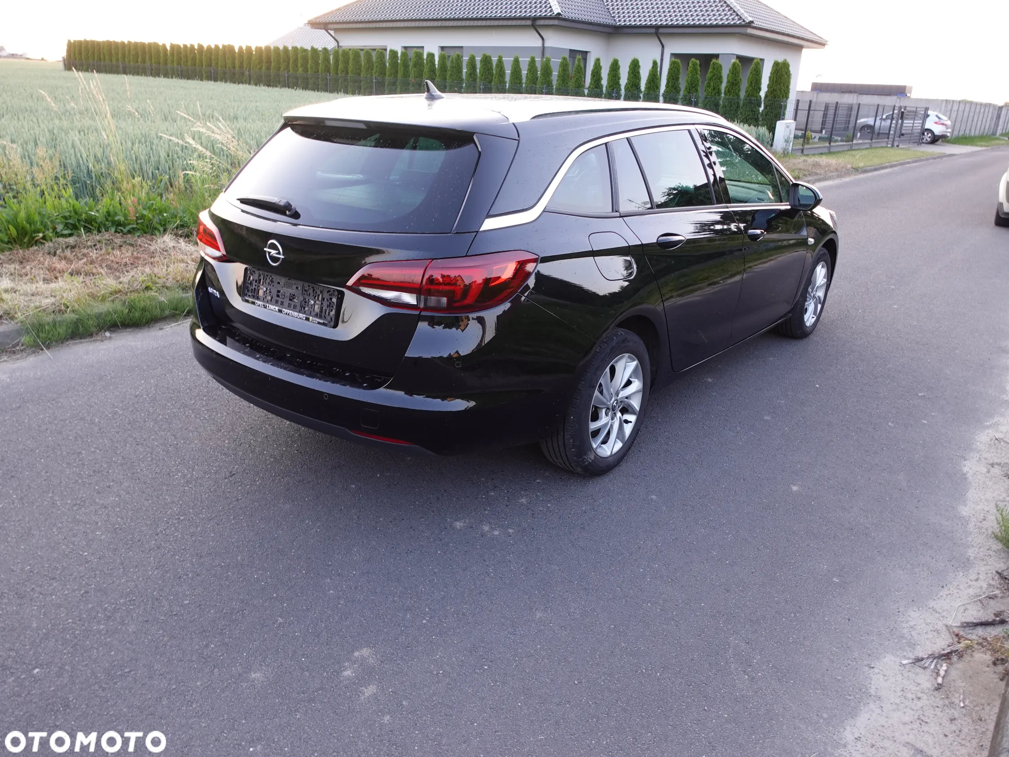Opel Astra 1.2 Turbo Business Elegance - 8