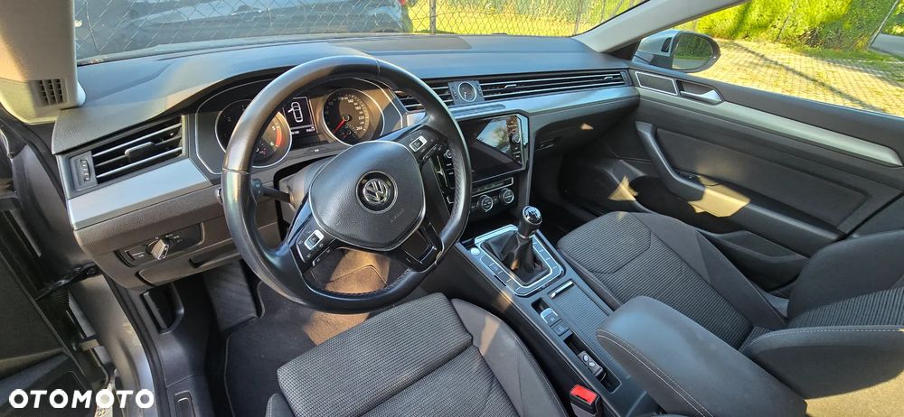 Volkswagen Arteon 2.0 TDI SCR Essence - 11