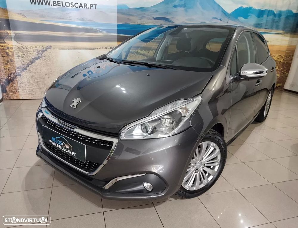 Peugeot 208 1.2 PureTech Signature - 2