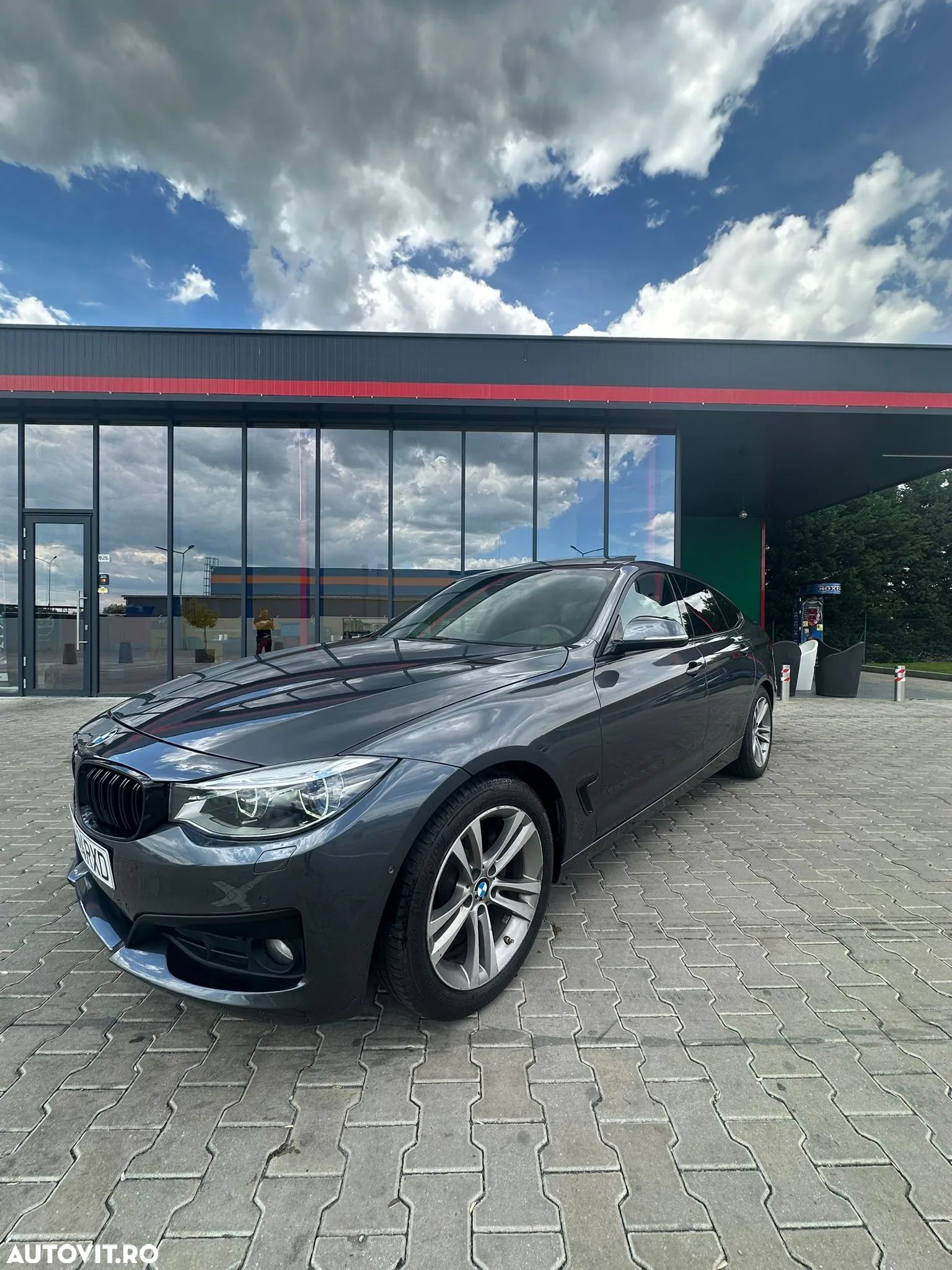 BMW Seria 3 328i xDrive AT - 1