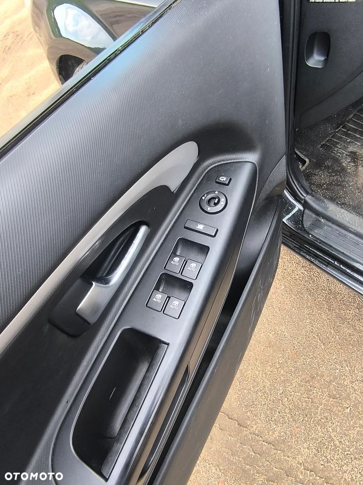 Kia Ceed 2.0 CVVT Automatik TX - 14