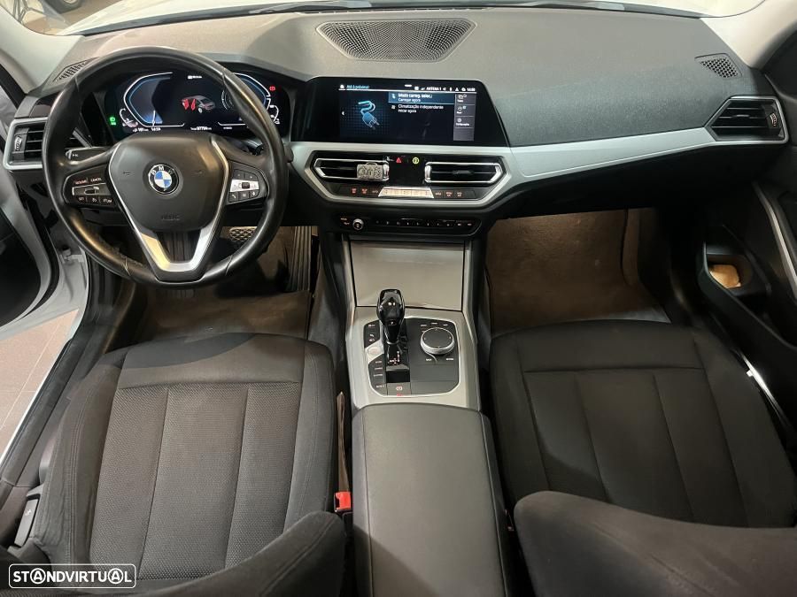 BMW 330 e Touring Corporate Edition Auto - 24