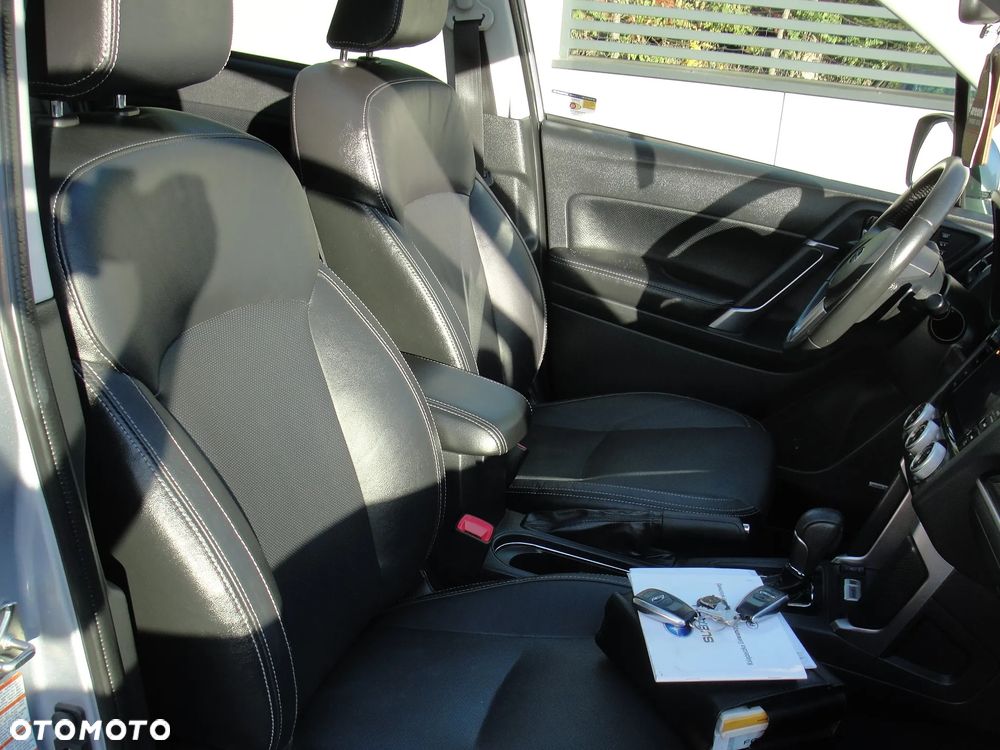 Subaru Forester 2.0 XT Platinum Lineartronic - 8