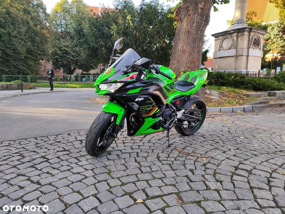 Kawasaki Ninja - 1