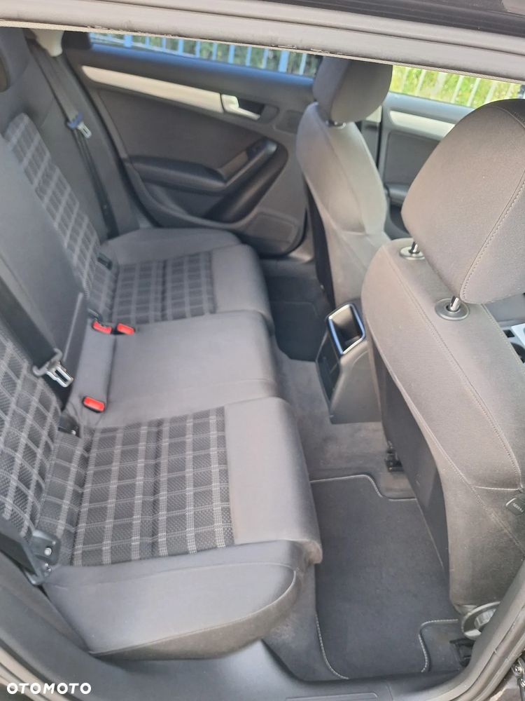Audi A4 Avant 1.8 TFSI Ambiente - 11