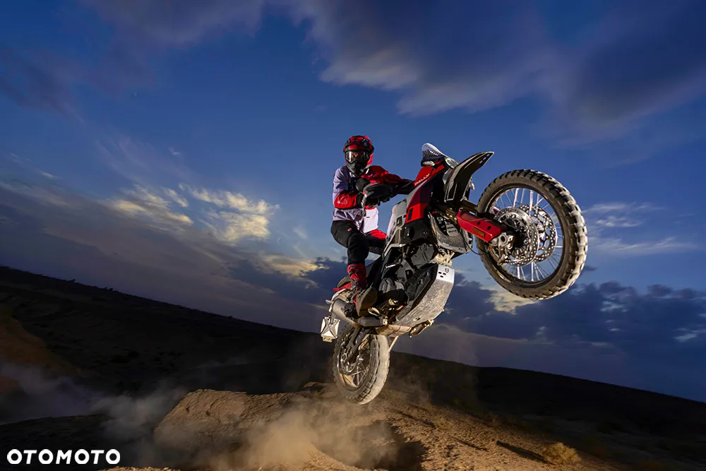 Ducati DesertX - 21