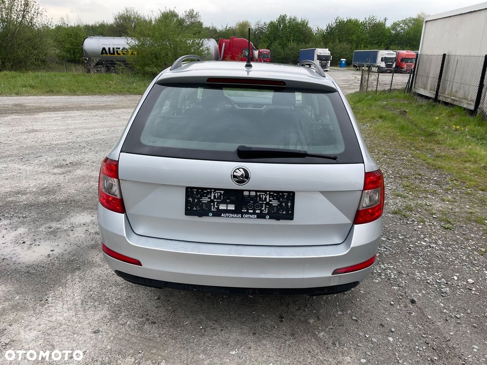 Skoda Octavia 1.6 TDI Style - 5