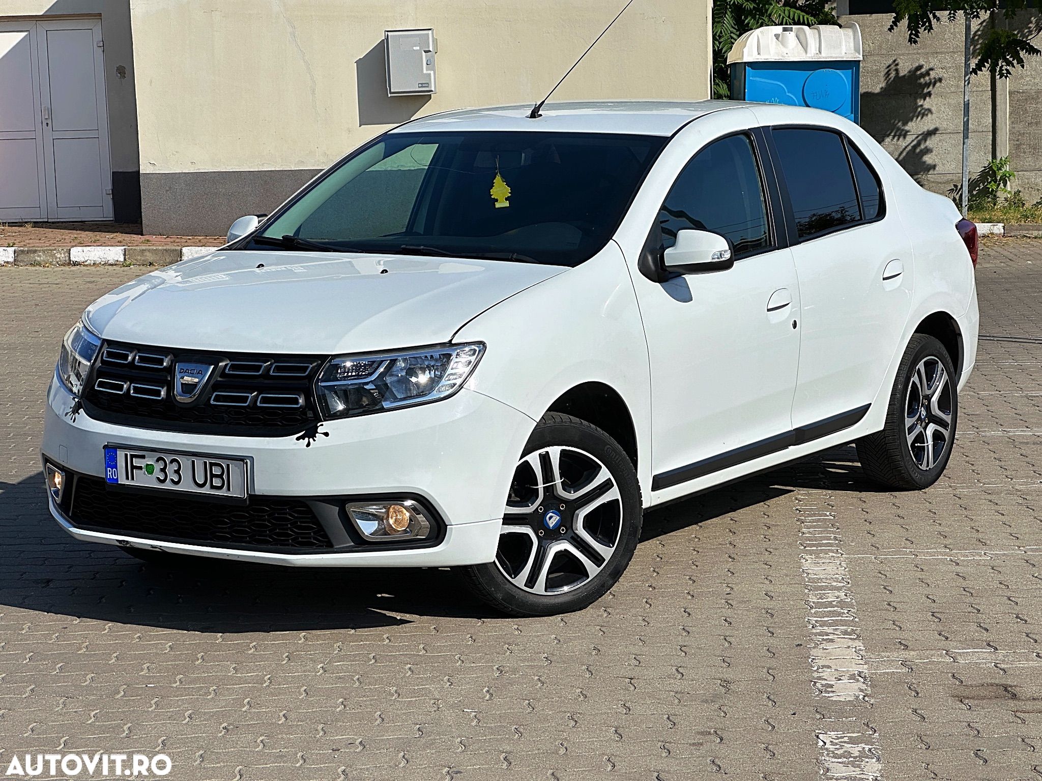 Dacia Logan - 1