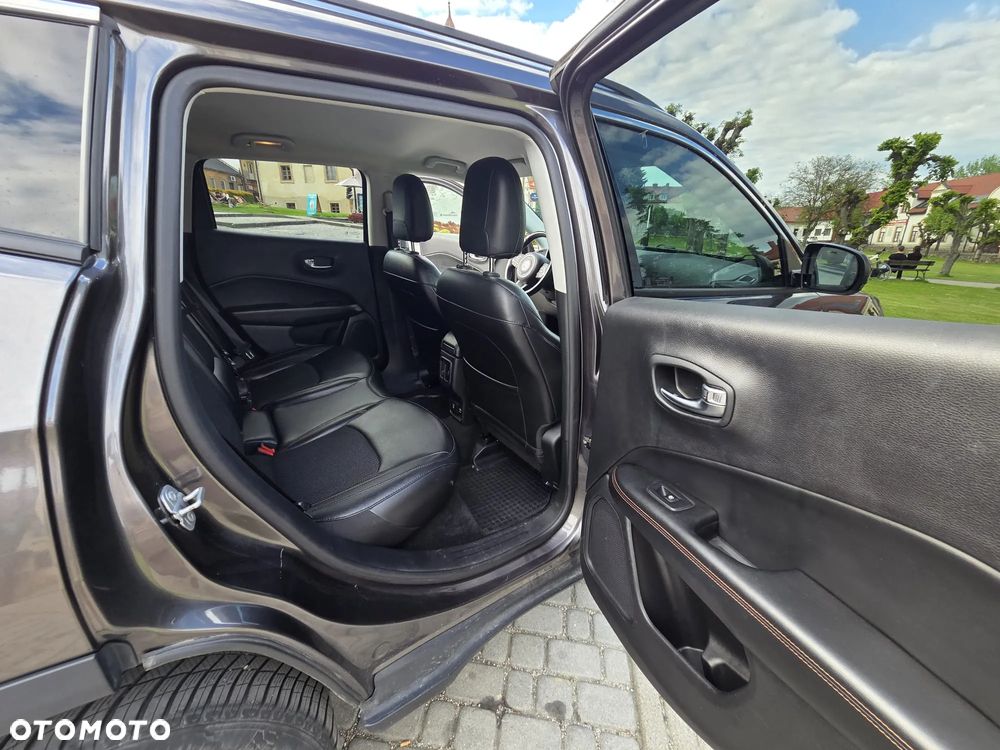 Jeep Compass 1.4 TMair Limited 4WD S&S - 23