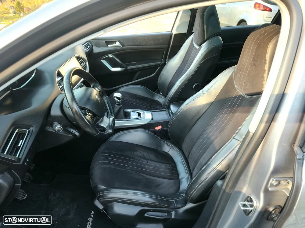 Peugeot 308 SW 1.6 e-HDi Allure J18 - 12