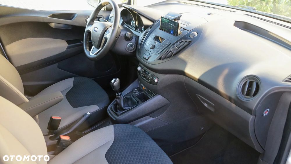 Ford Tourneo Courier 1.0 EcoBoost Trend - 17