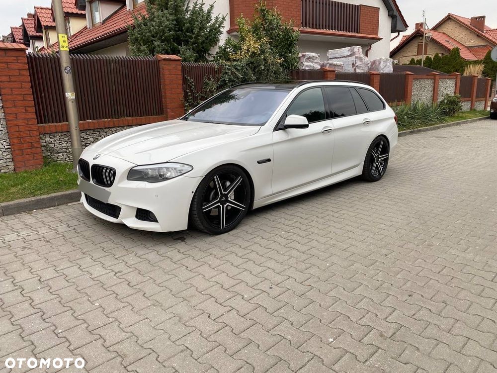 BMW Seria 5 525d xDrive - 1