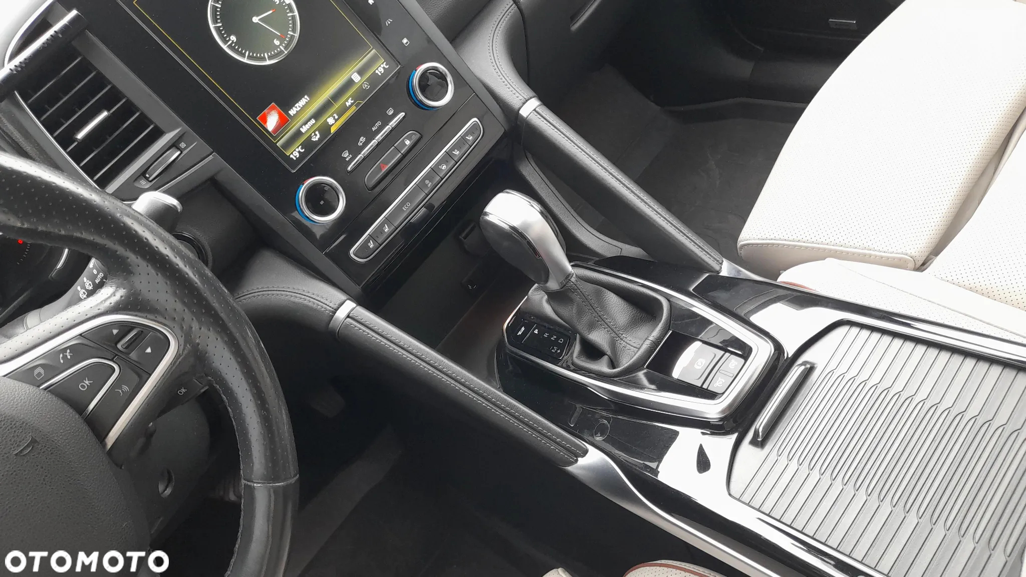 Renault Koleos 2.0 Blue dCi Initiale Paris 4x4 X-Tronic - 15