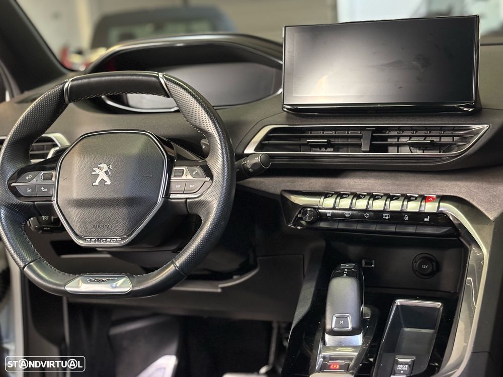 Peugeot 3008 1.5 BlueHDi GT EAT8 - 23