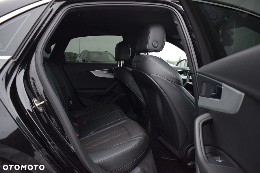 Audi A4 Limousine 2.0 TDI DPF multitronic S line Sportpaket - 11