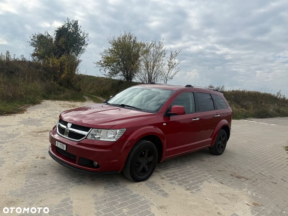 Dodge Journey 2010 photo 2