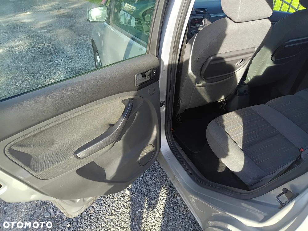 Ford Focus C-Max 1.8 Ambiente - 9