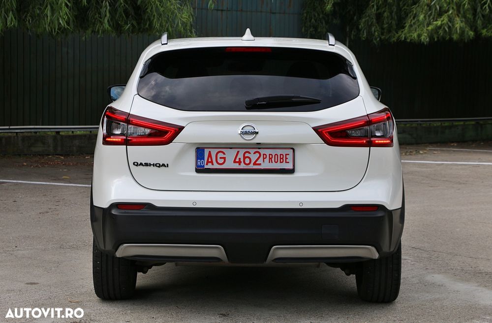 Nissan Qashqai 1.6 DCI Xtronic TEKNA - 11