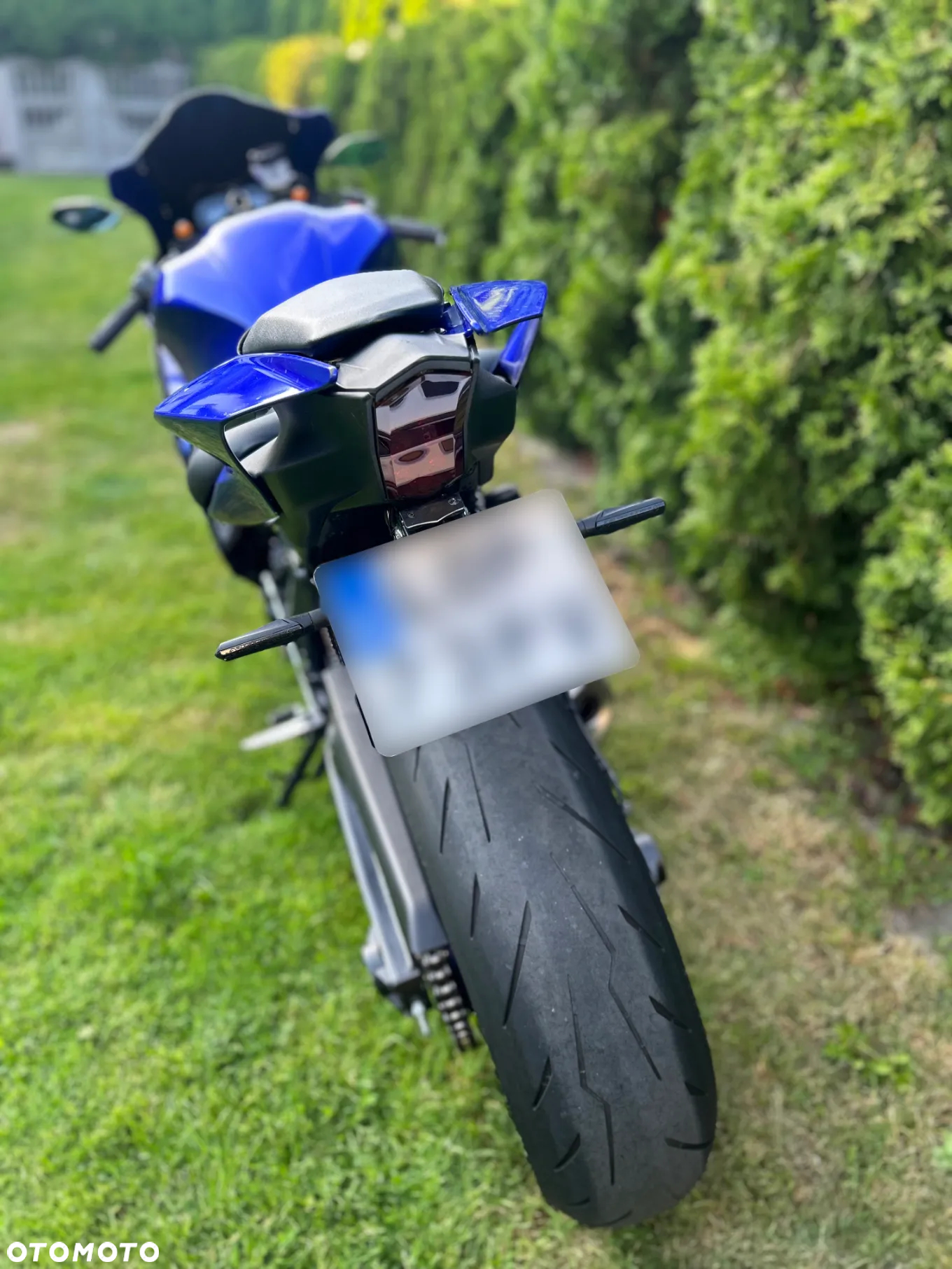 Yamaha R7 - 8