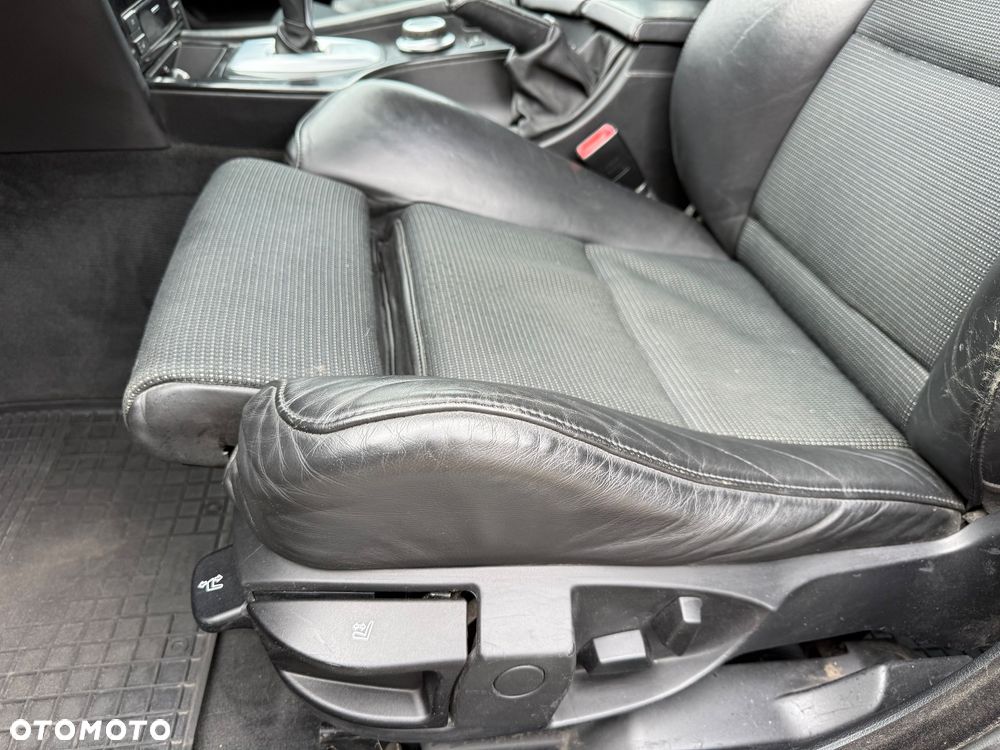 BMW Seria 5 530d Sport-Aut Edition Sport - 14