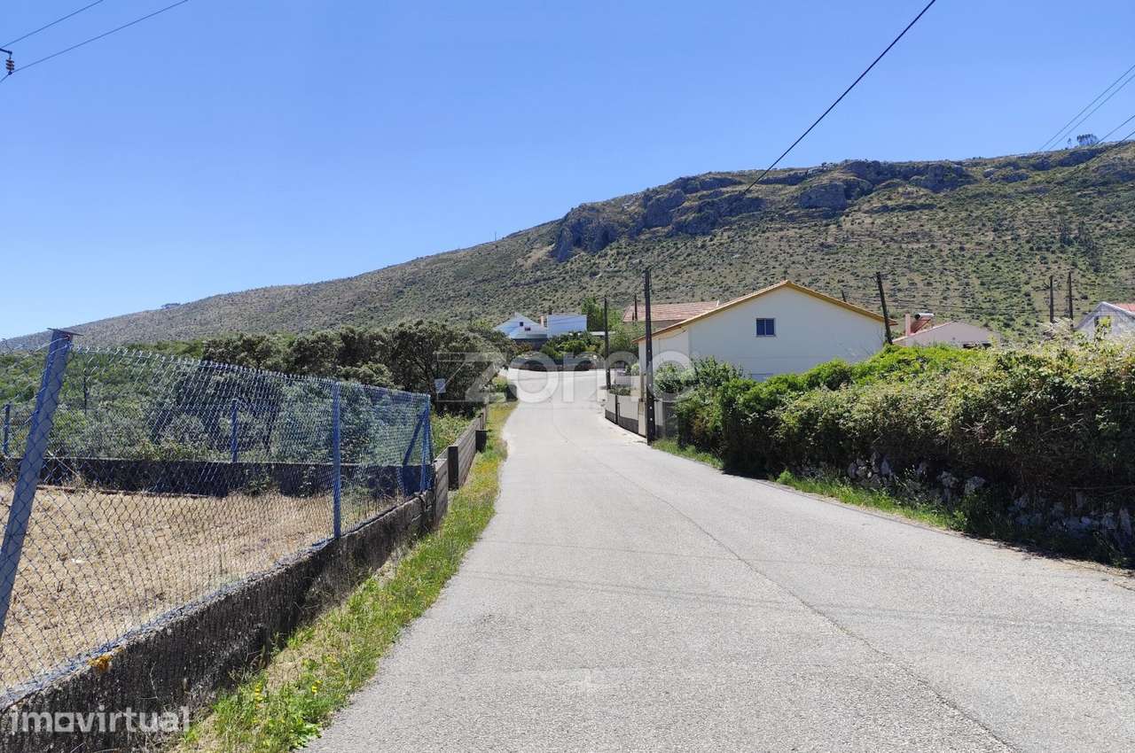 Moradia térrea com anexos em Mira de Aire, Porto de Mós - Grande imagem: 3/60
