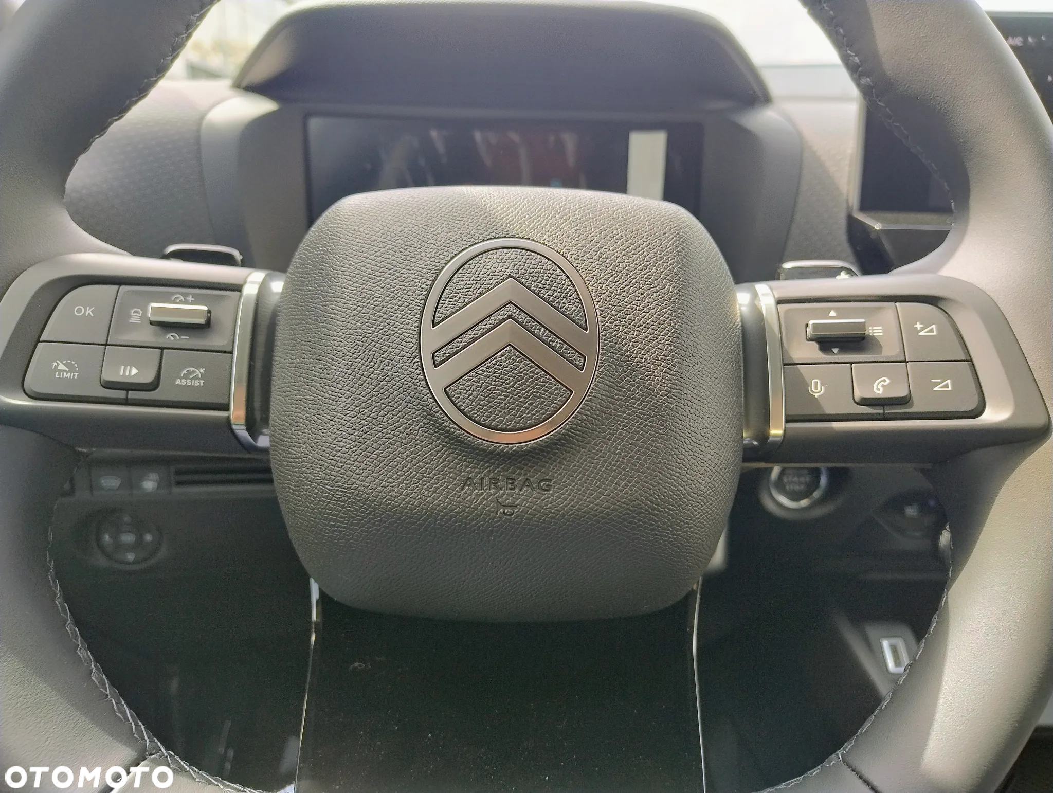 Citroën C4 1.2 PureTech Max S&S EAT8 - 10