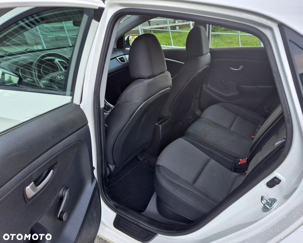 Hyundai i30 1.4 Classic + - 20