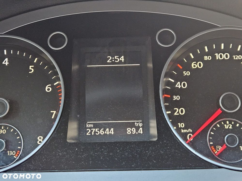 Volkswagen Passat CC - 11