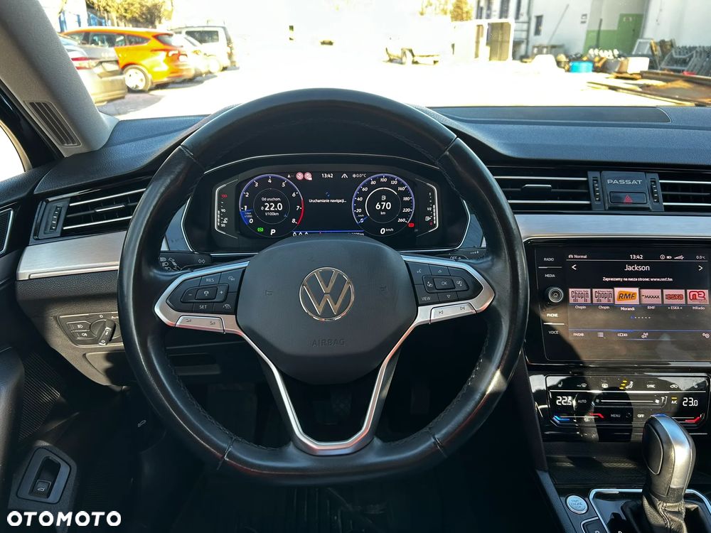 Volkswagen Passat 2.0 TSI Elegance DSG - 9