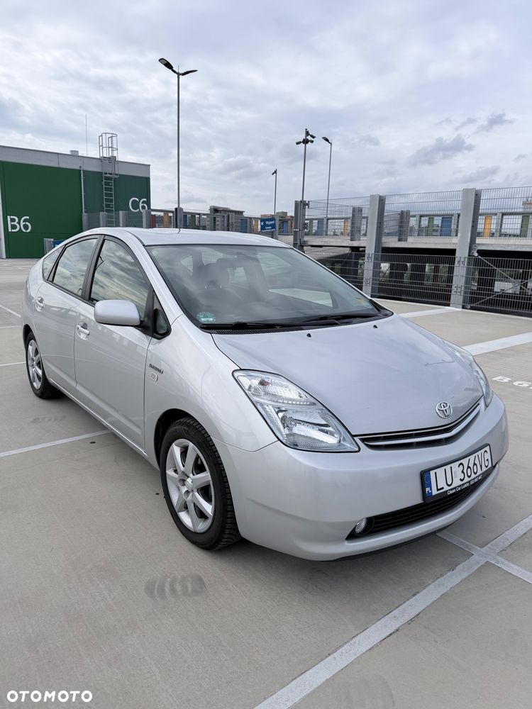 Toyota Prius 1.5 VVT-i Sol (nav) - 3