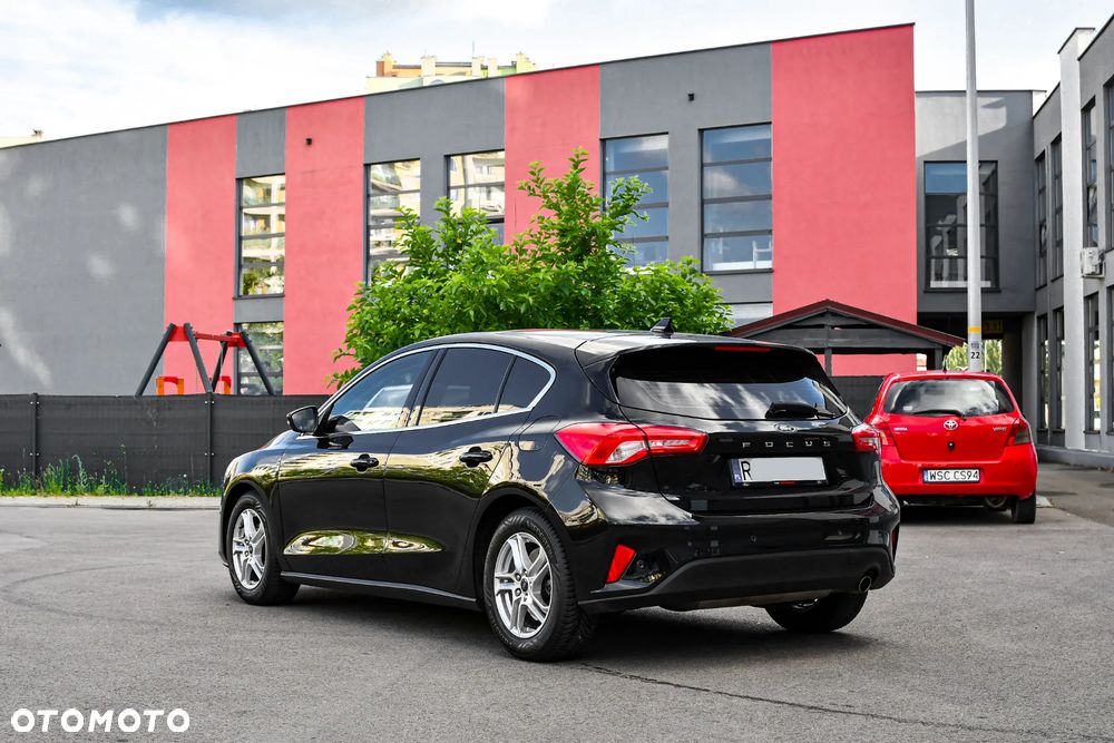 Ford Focus 1.0 EcoBoost Titanium ASS - 4