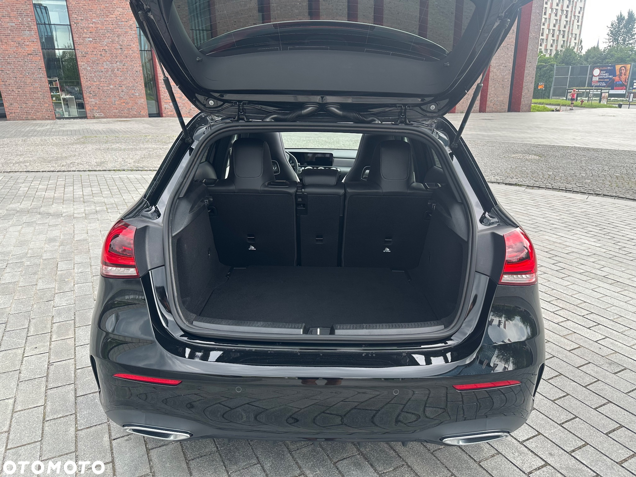 Mercedes-Benz Klasa A 200 AMG Line 7G-DCT - 14