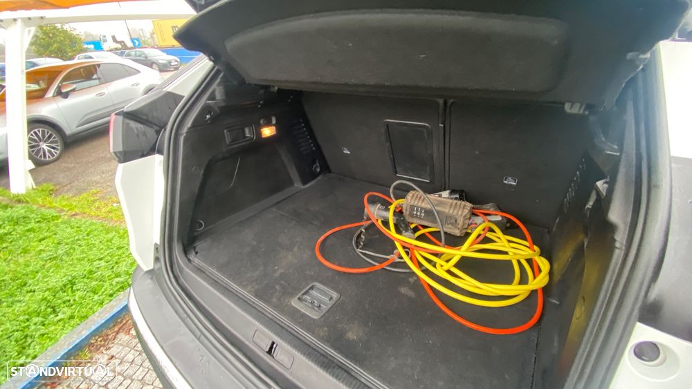 Peugeot 3008 1.6 Hybrid Allure Pack e-EAT8 - 8