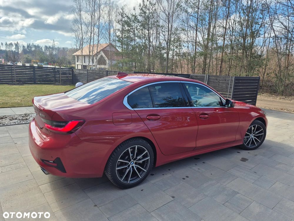 BMW Seria 3 330i - 4