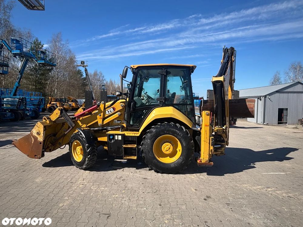 Caterpillar 428 - 1