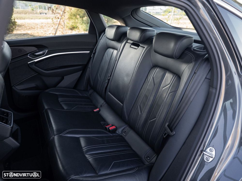 Audi e-tron Sportback 55 quattro S line - 20