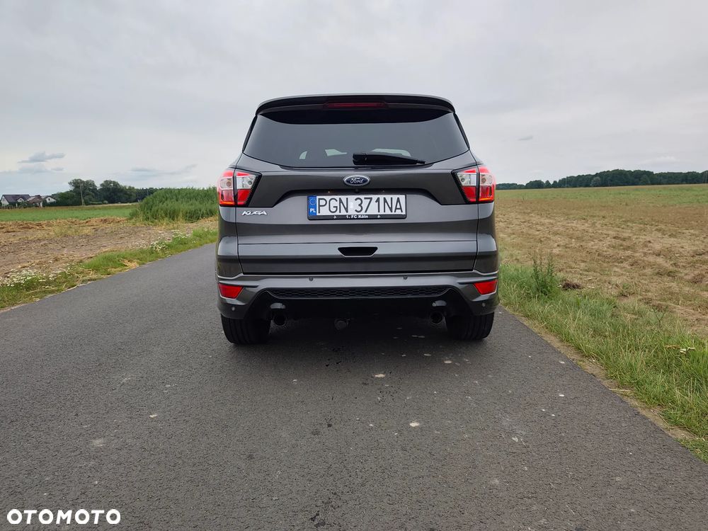 Ford Kuga 1.5 EcoBoost 2x4 ST-Line - 6