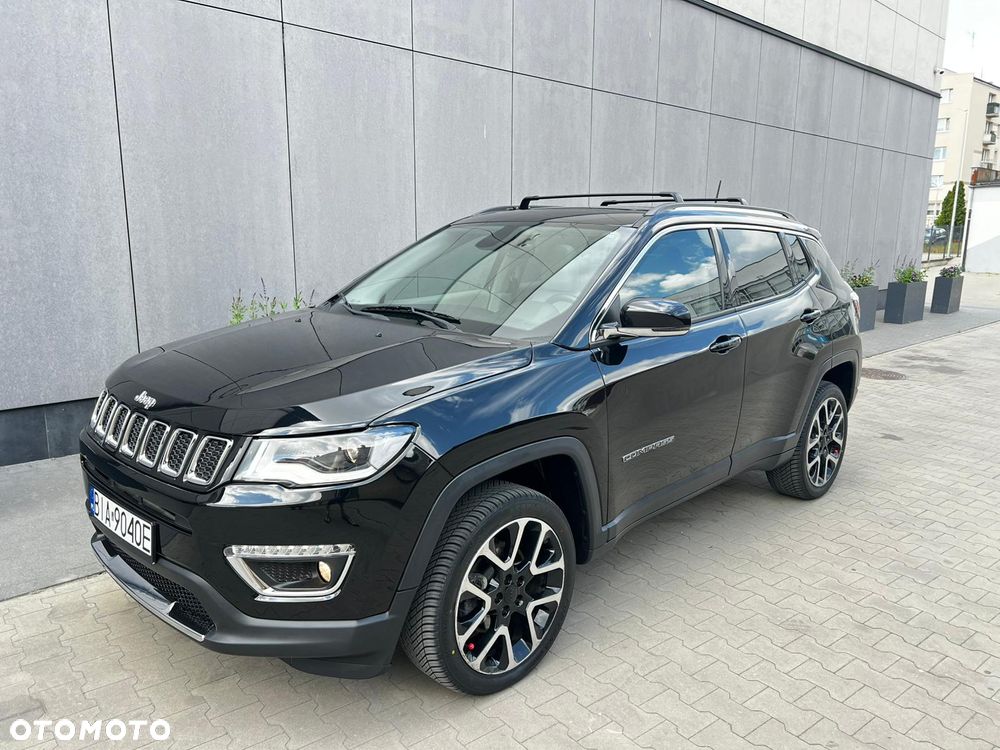 Jeep Compass - 1