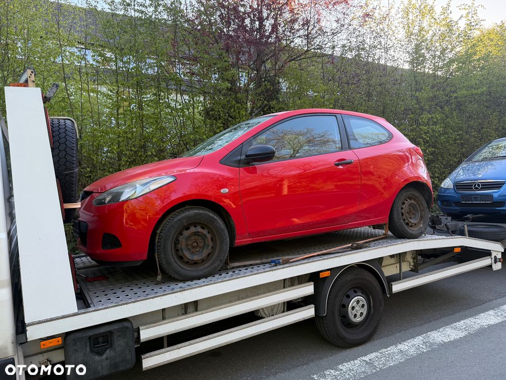 Mazda 2 - 1