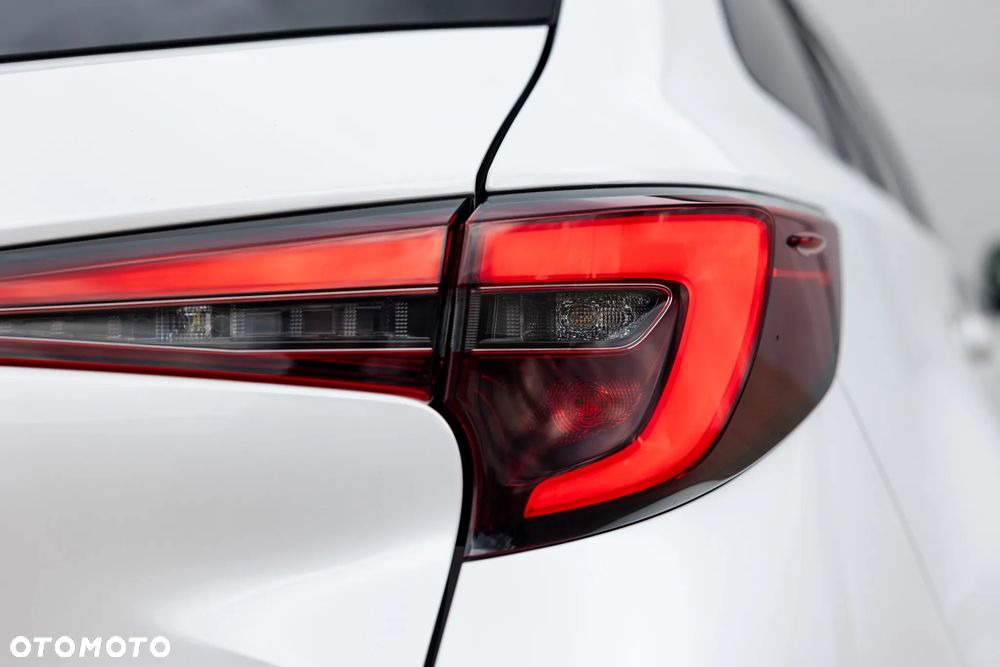 Toyota Corolla 1.8 Hybrid GR Sport - 11