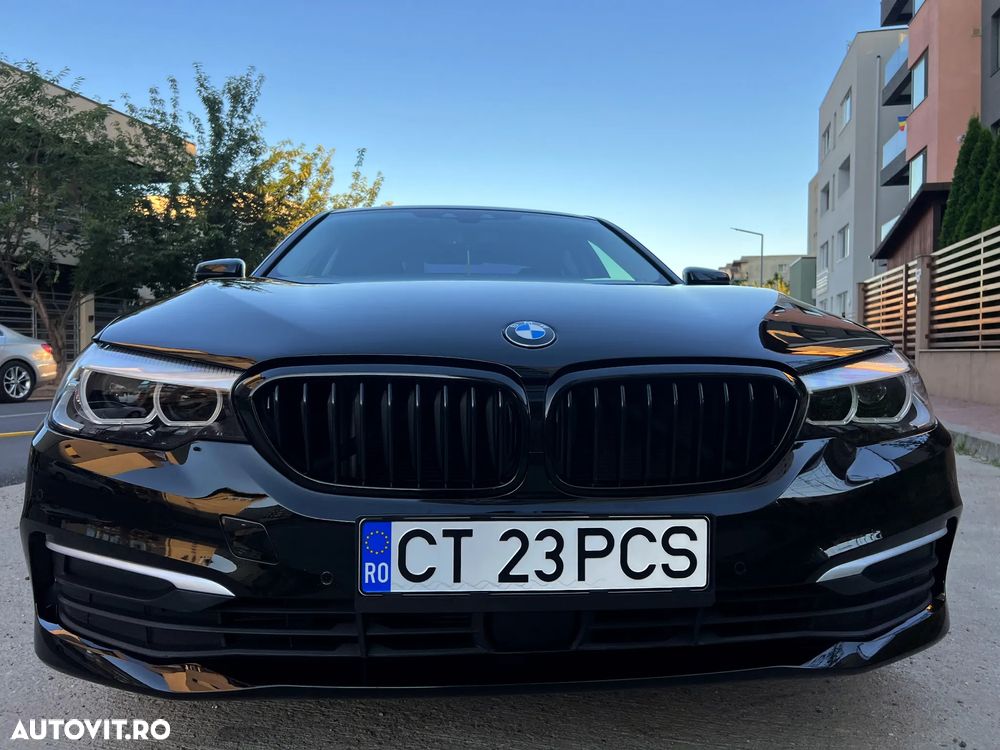 BMW Seria 5 520d Aut. Luxury Line