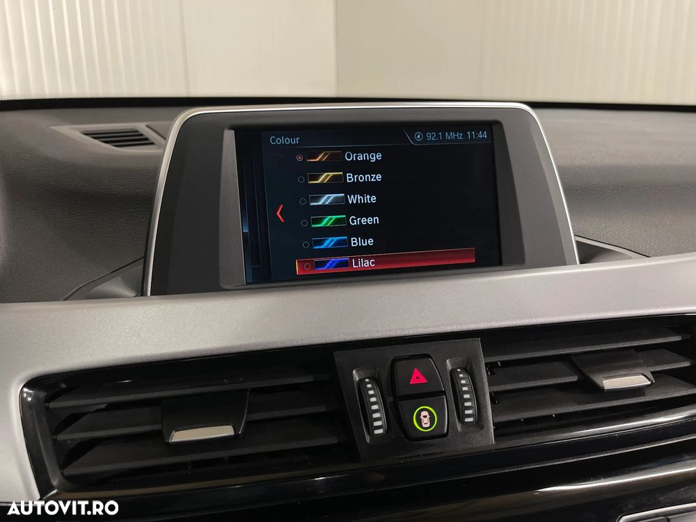 BMW X1 sDrive18d AT - 18