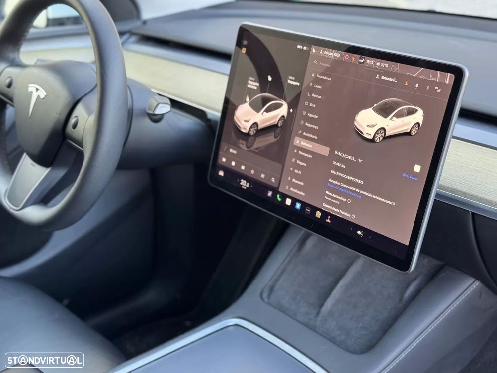 Tesla Model Y RWD - 4