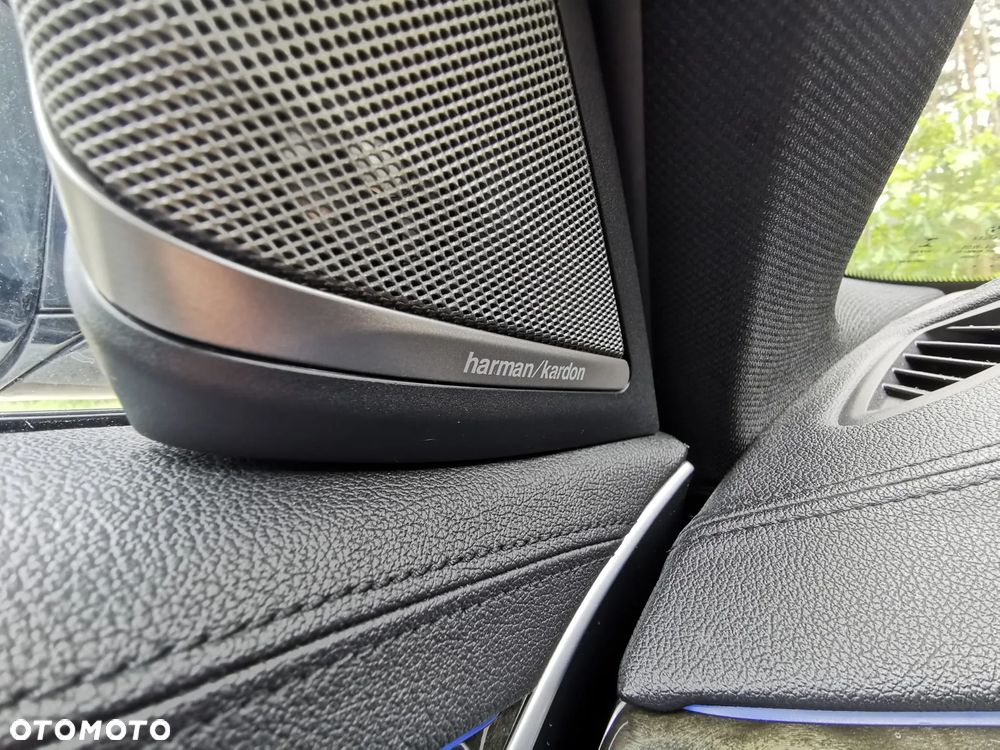 BMW Seria 5 520d xDrive Luxury Line sport - 27