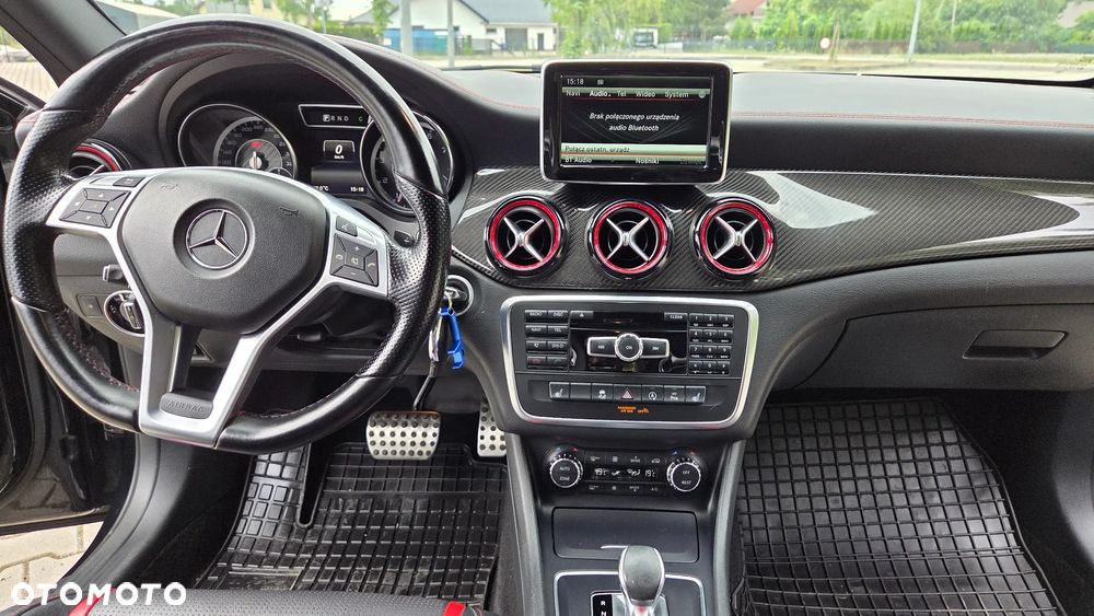 Mercedes-Benz GLA 45 AMG 4-Matic - 7