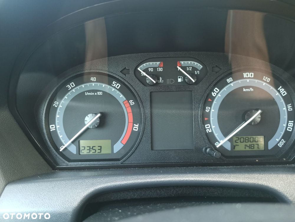 Skoda Fabia - 7
