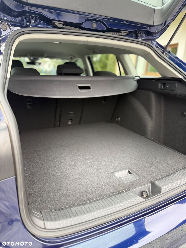 Volkswagen Golf VIII 2.0 TDI Life DSG - 27