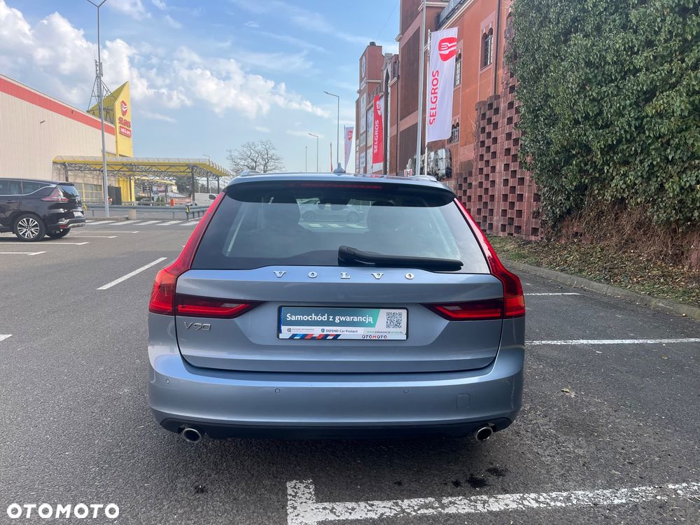 Volvo V90 D4 SCR Momentum Pro - 9
